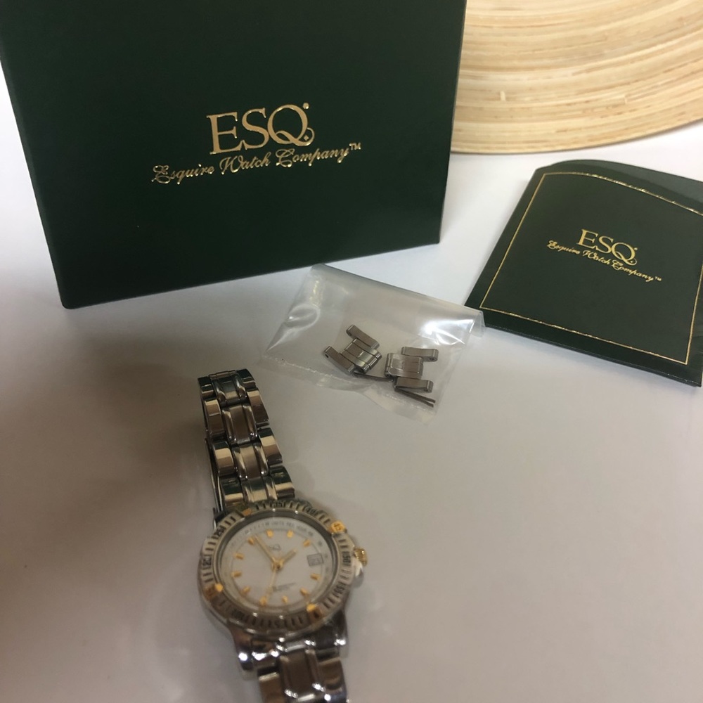 ❌❌SOLD❌❌ESQ Ladies Watch Swiss Quartz